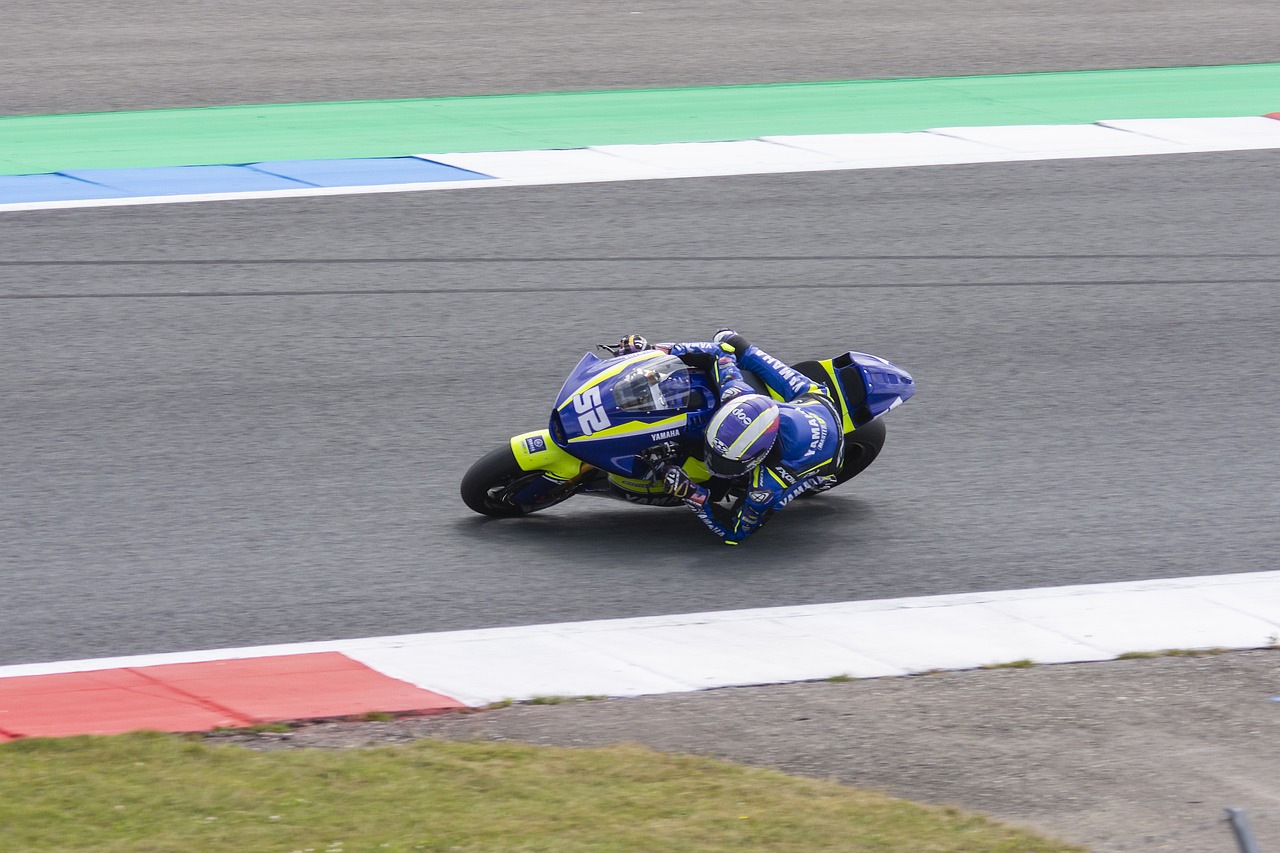 图多尔在尤文首次训练：D-路易斯&坎比亚索单独训练，米利克缺席.